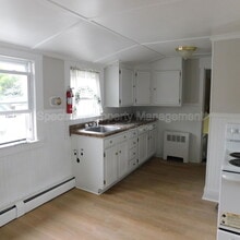 51 Western Ave in Waterville, ME - Building Photo - Building Photo