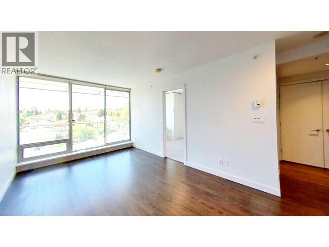 8031 Nunavut Ln in Vancouver, BC - Building Photo - Building Photo