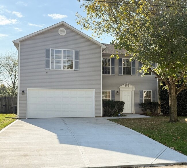 property at 2320 Settlers Ridge Ln
