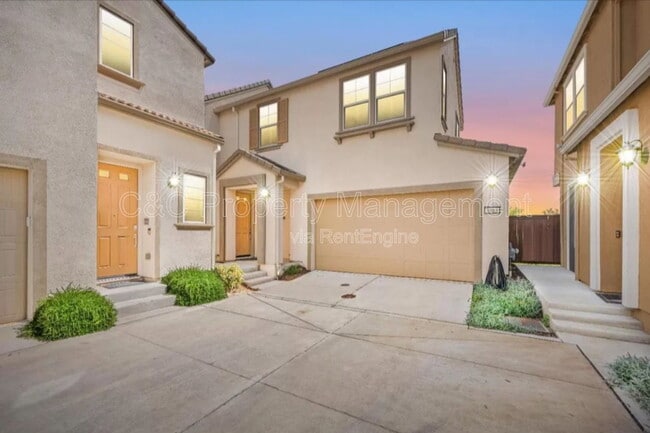 property at 8883 Solo Wy