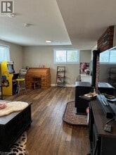 991 Watts Pond Rd in Brant, ON - Building Photo - Building Photo