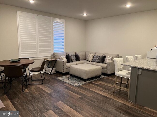 property at 4217 Chestnut St