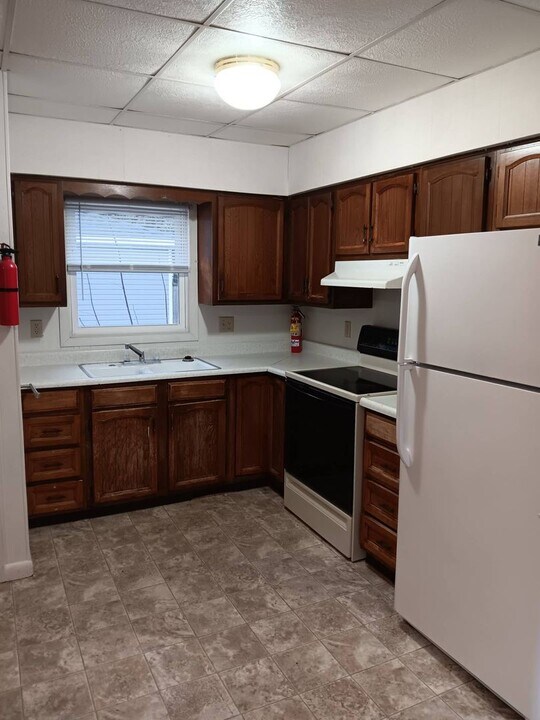 602 W 2nd St-Unit -602 W 2nd St in Merrill, WI - Building Photo