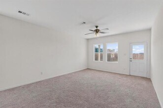 225 Savannah Wy in Princeton, TX - Building Photo - Building Photo