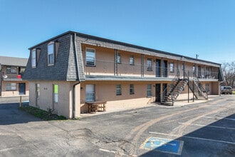 South Shore Apartments in Oklahoma City, OK - Building Photo - Building Photo