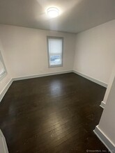 198 Willow St in Bridgeport, CT - Building Photo - Building Photo