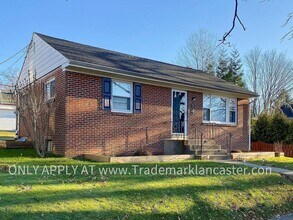 525 Hilton Dr in Lancaster, PA - Building Photo - Building Photo