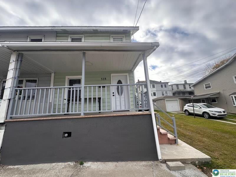 518 E Patterson St in Lansford, PA - Foto de edificio