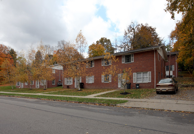 91-127 N Irvin Ave in Sharon, PA - Building Photo - Building Photo