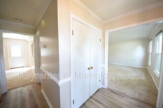1941 Stillwood Ln in Virginia Beach, VA - Building Photo - Building Photo