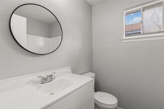 5718 Pickfair St in Houston, TX - Building Photo - Building Photo