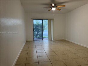 8315 SW 72nd Ave in Miami, FL - Building Photo - Building Photo