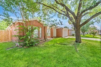 17043 Macleish Dr in Houston, TX - Building Photo - Building Photo