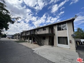 26416 San Jacinto St in Hemet, CA - Building Photo - Building Photo