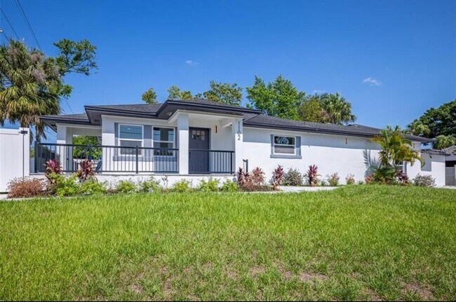 property at 1102 N Albany Ave