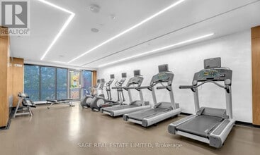 36 Park Lawn Rd in Toronto, ON - Building Photo - Building Photo