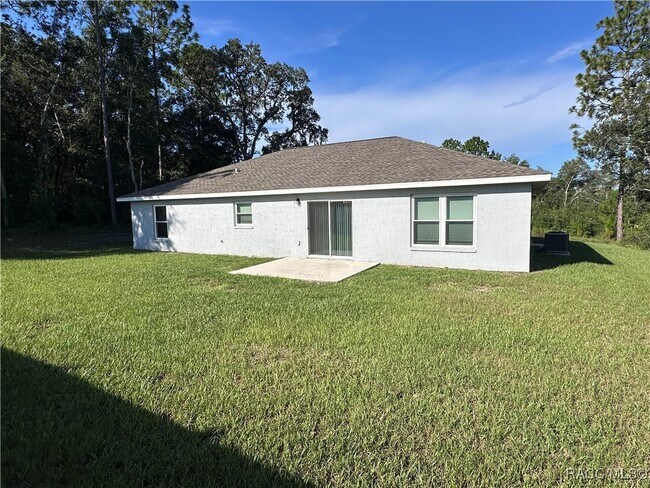 8525 N Bolder Dr in Citrus Springs, FL - Building Photo - Building Photo