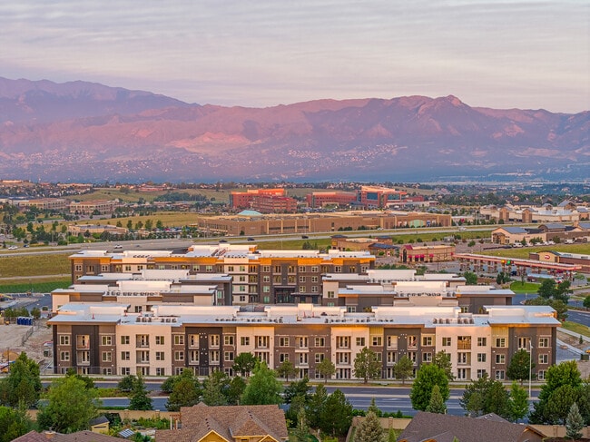 The Aven in Colorado Springs, CO - Foto de edificio - Building Photo