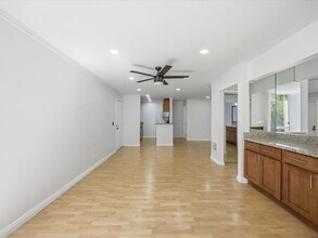 3604 W Estates Ln in Rolling Hills Estates, CA - Building Photo - Building Photo