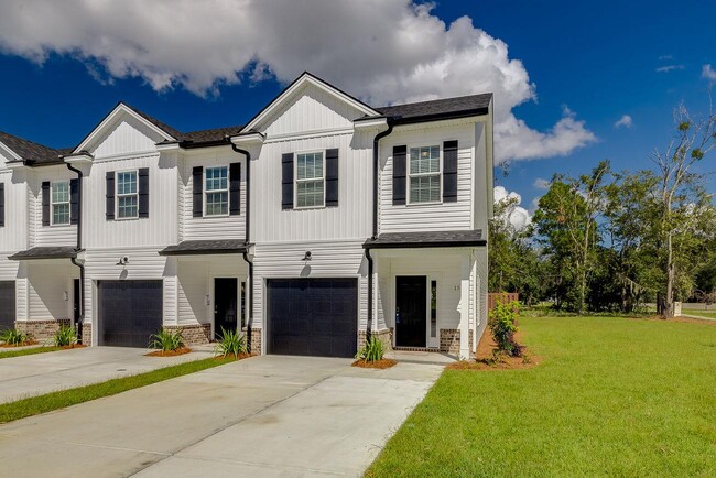 23 Woods Ct in Hinesville, GA - Foto de edificio - Building Photo