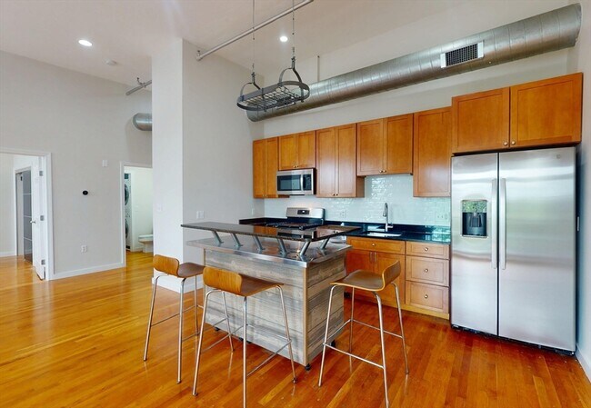 960 Broadway in Chelsea, MA - Building Photo - Building Photo
