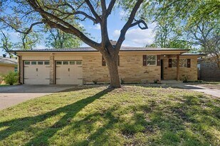 3605 Jeanette Dr in Fort Worth, TX - Building Photo