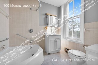 900 Mahantongo St in Pottsville, PA - Building Photo - Building Photo