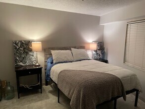 3100 Gulf Blvd, Unit 334 in Belleair Beach, FL - Building Photo - Building Photo