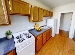 1638 Commonwealth Ave in Boston, MA - Building Photo - Building Photo