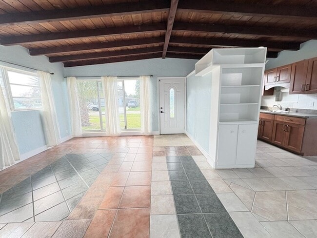 115 Essex Dr in Ormond Beach, FL - Building Photo - Building Photo
