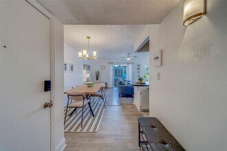 361 S McMullen Booth Rd in Clearwater, FL - Building Photo - Building Photo