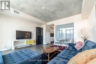 60 Haslett Ave in Toronto, ON - Building Photo - Building Photo