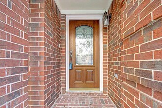 4611 Summer Lakes in Sugar Land, TX - Building Photo - Building Photo