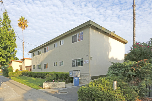 1273 Pedro St in San Jose, CA - Foto de edificio - Building Photo