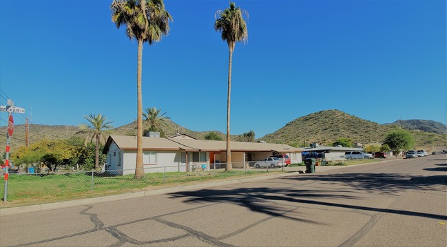 10641 N 15th Ave in Phoenix, AZ - Building Photo - Building Photo