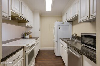 110 W Bayou Pkwy in Lafayette, LA - Building Photo - Building Photo