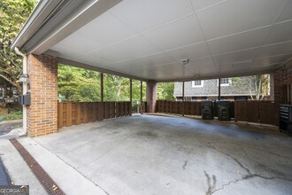 463 The North Chace in Atlanta, GA - Building Photo - Building Photo