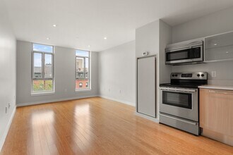 691 Massachusetts Ave, Unit 507## in Boston, MA - Foto de edificio - Building Photo