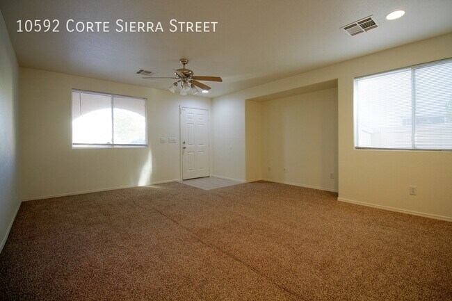 10592 Corte Sierra St in Las Vegas, NV - Building Photo - Building Photo