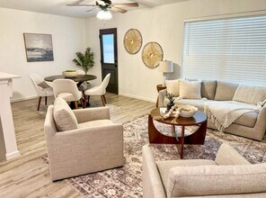 Reserve on 29th Townhomes in Oklahoma City, OK - Foto de edificio - Building Photo