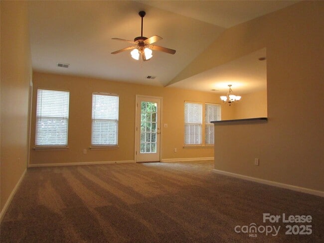 110 Endicott Ct in Mooresville, NC - Building Photo - Building Photo