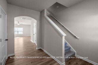 7109 Stoney Wood Ln in Charlotte, NC - Building Photo - Building Photo