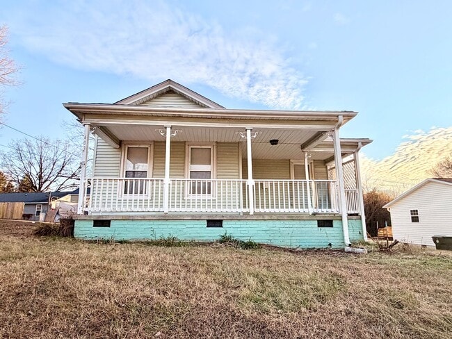 property at 403 Amazon St