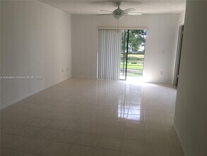 14923 SW 104th St-Unit -2-204 in Miami, FL - Building Photo - Building Photo