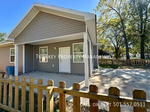 1724 Parker St in North Little Rock, AR - Building Photo - Building Photo