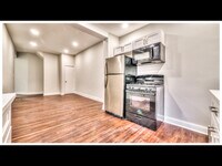 810 Brooks Ln photo'