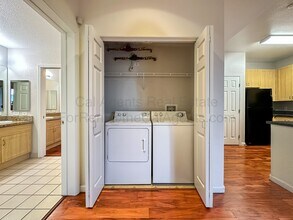 1121 40th St in Emeryville, CA - Building Photo - Building Photo