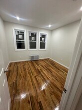 102 Dubois Ave in Staten Island, NY - Building Photo - Building Photo