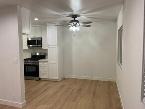 3819 Park Pl in Montrose, CA - Building Photo - Building Photo