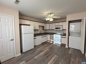 1422 Lilac Ct in Charlottesville, VA - Building Photo - Building Photo